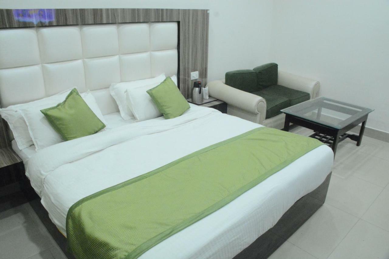 Hotel Mount View كاترا المظهر الخارجي الصورة